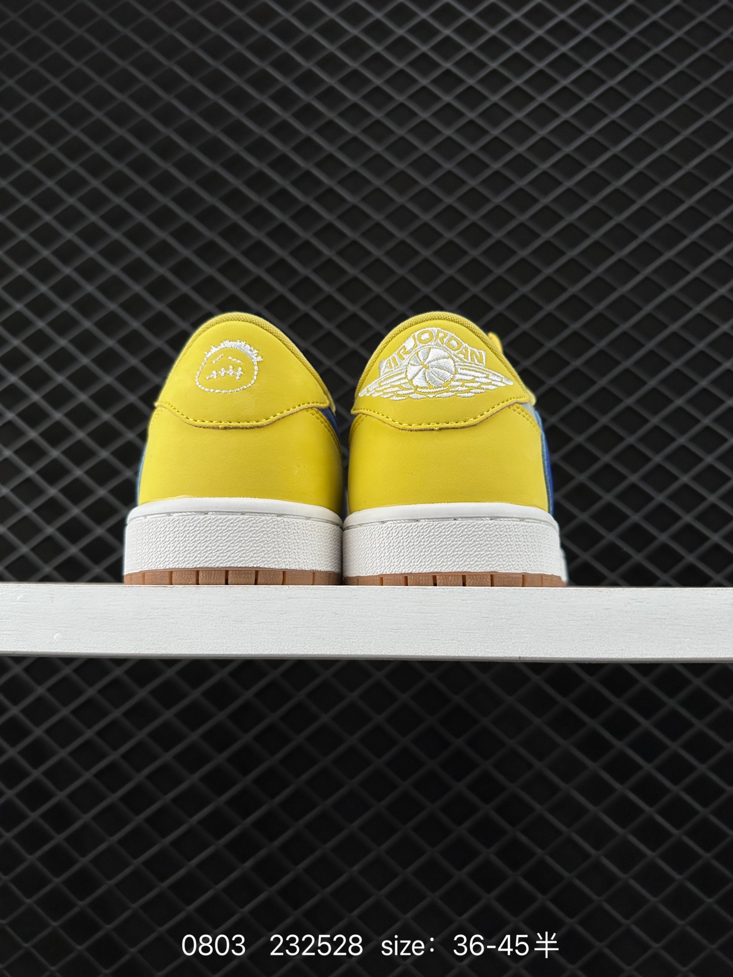 Travis Scott x Air Jordan 1 Low 